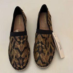 NIB Joy & Mario loafers